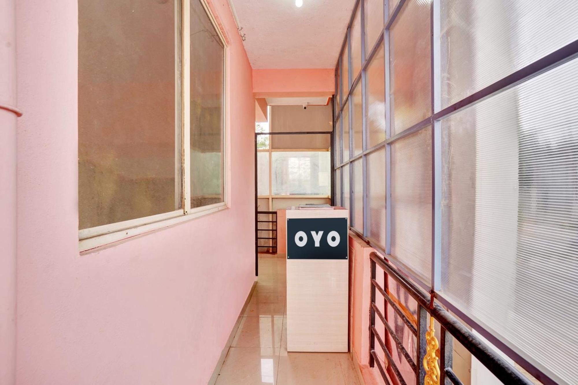 Hotel O Sv Lodge バンガロール エクステリア 写真